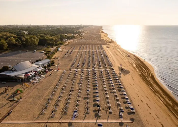Modern Flat With Outdoor Space Διαμέρισμα Μπιμπιόνε