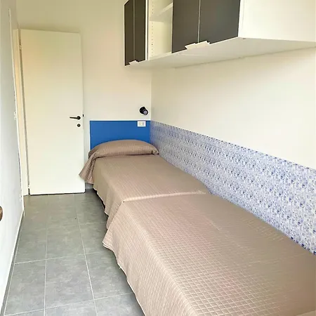 Modern Flat With Outdoor Space