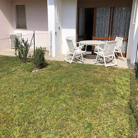 Modern Flat With Outdoor Space Apartman *