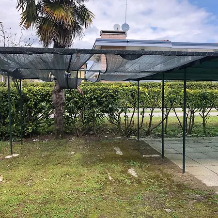 Apartman Modern Flat With Outdoor Space