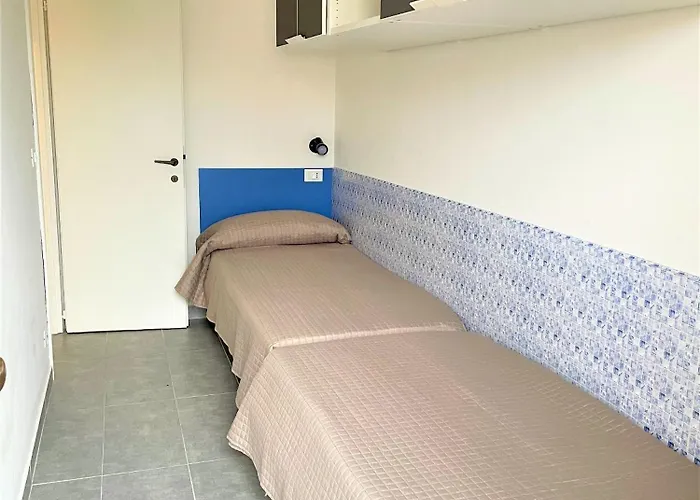 Modern Flat With Outdoor Space